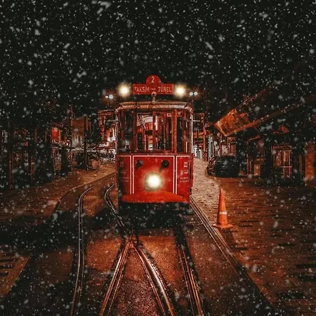 Oezyuerek *